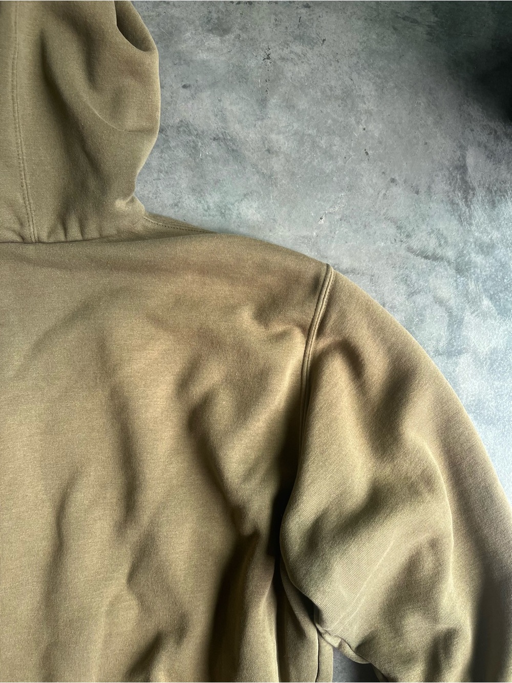 Vintage Carhartt olive green distressed sun faded lined hoodie - Picture 4 of 7